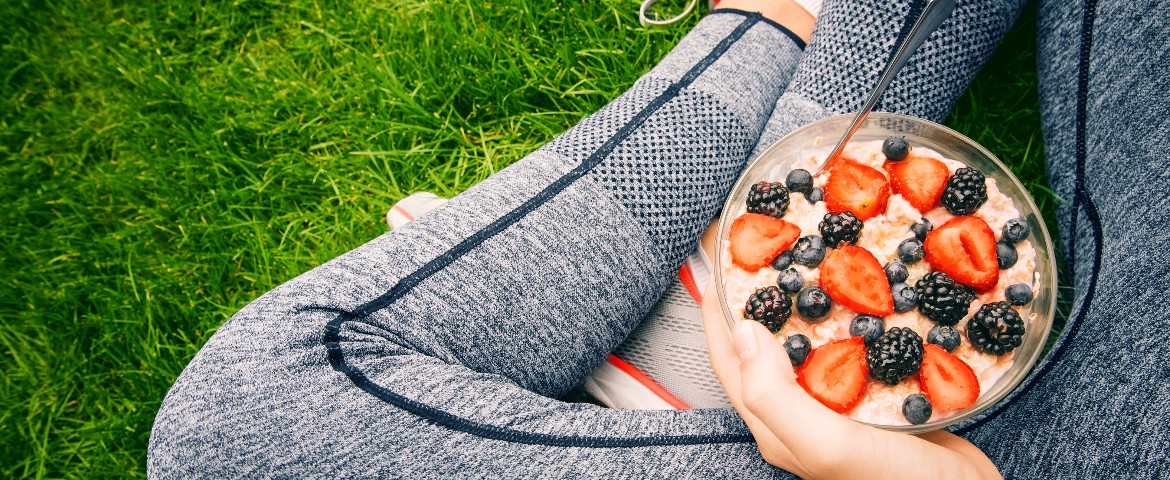  Fitness and healthy lifestyle concept.