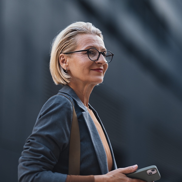 Un dame dans le cadre professionnel